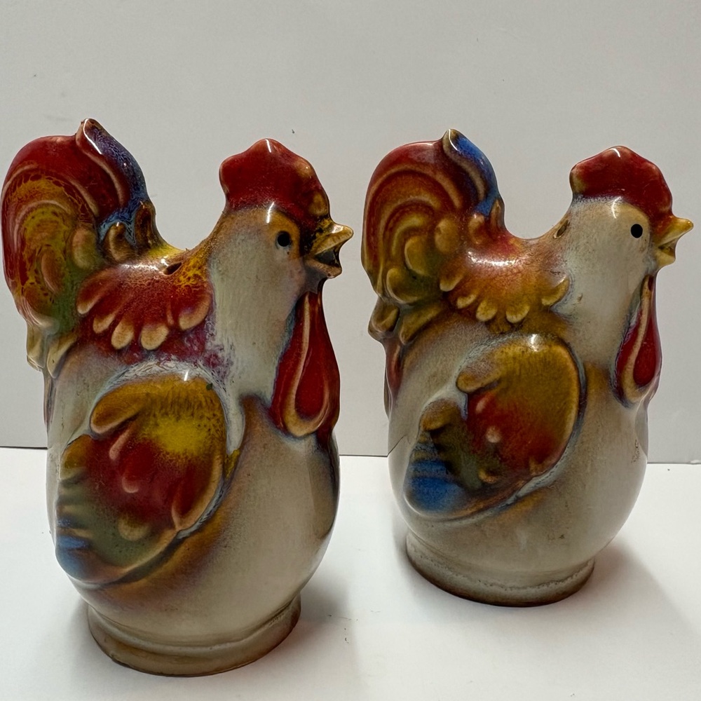 Vintage Colorful Rooster Salt and Pepper Shakers